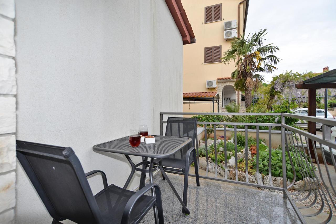 Apartments Mira 1293 Фажана Экстерьер фото