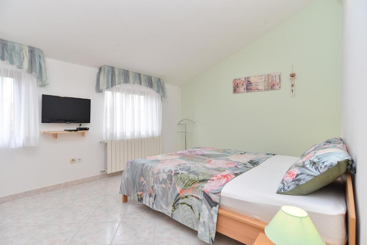 Apartments Mira 1293 Фажана Экстерьер фото