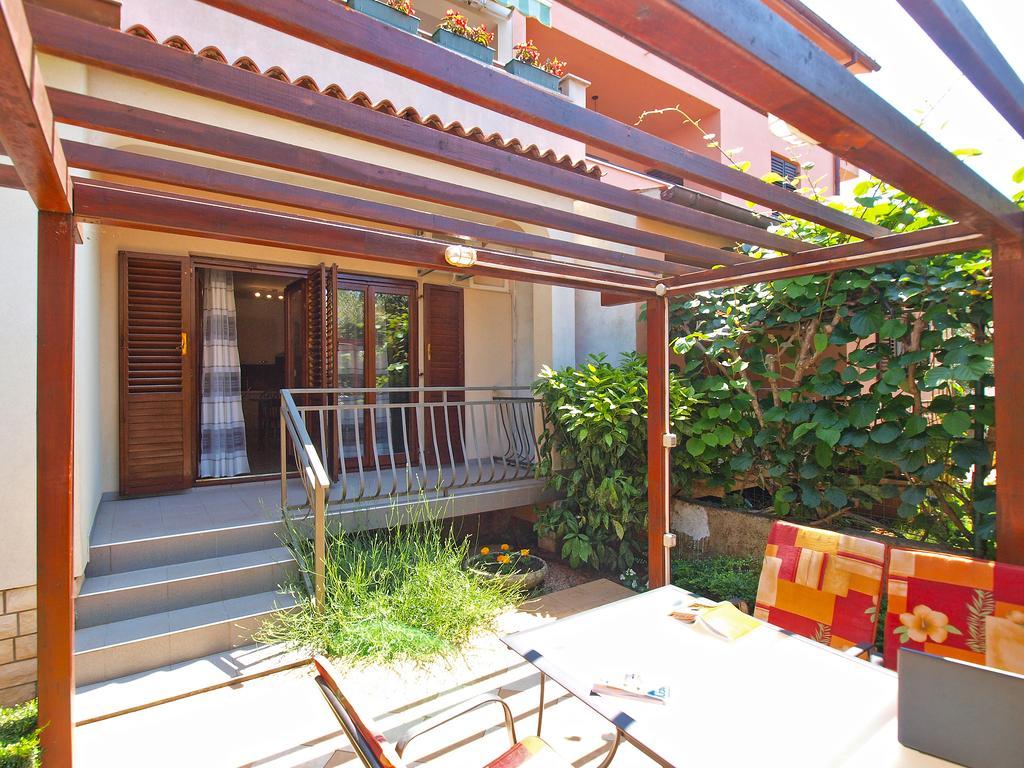 Apartments Mira 1293 Фажана Экстерьер фото