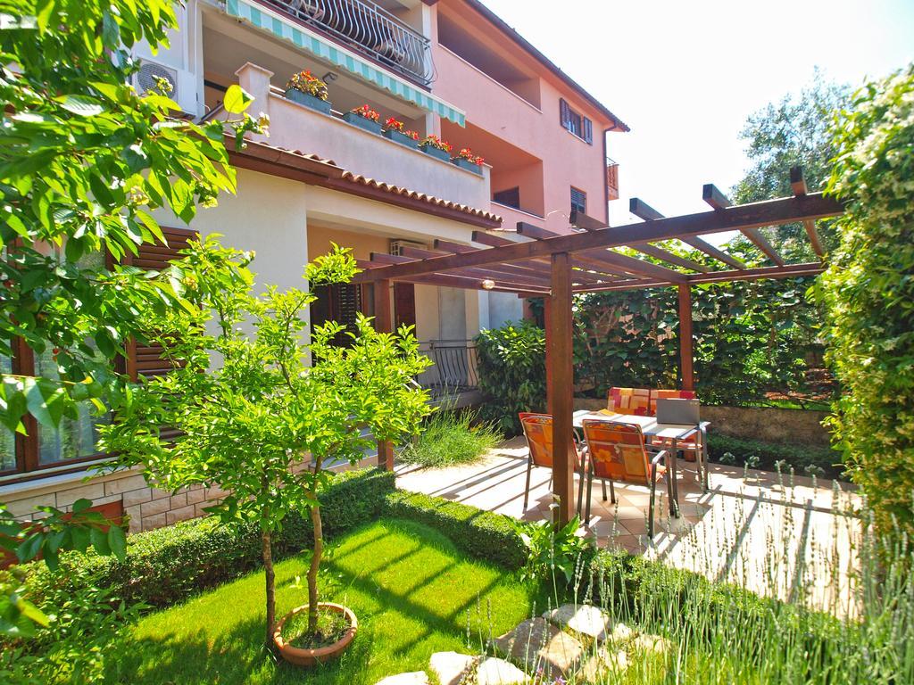 Apartments Mira 1293 Фажана Экстерьер фото