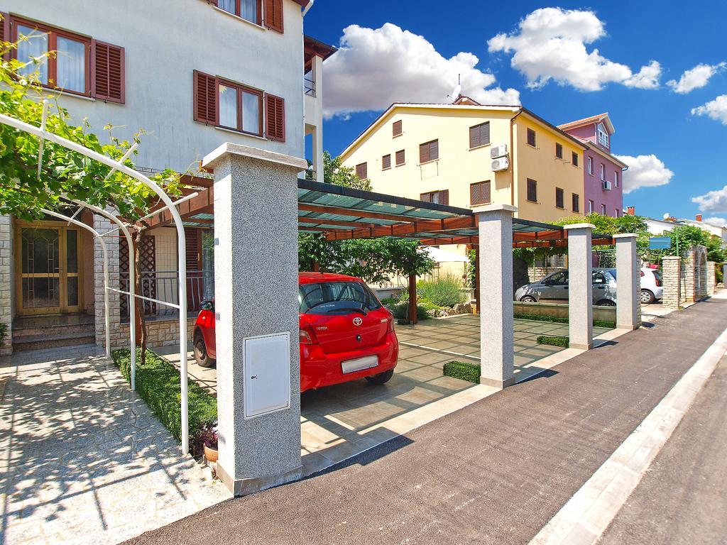 Apartments Mira 1293 Фажана Экстерьер фото