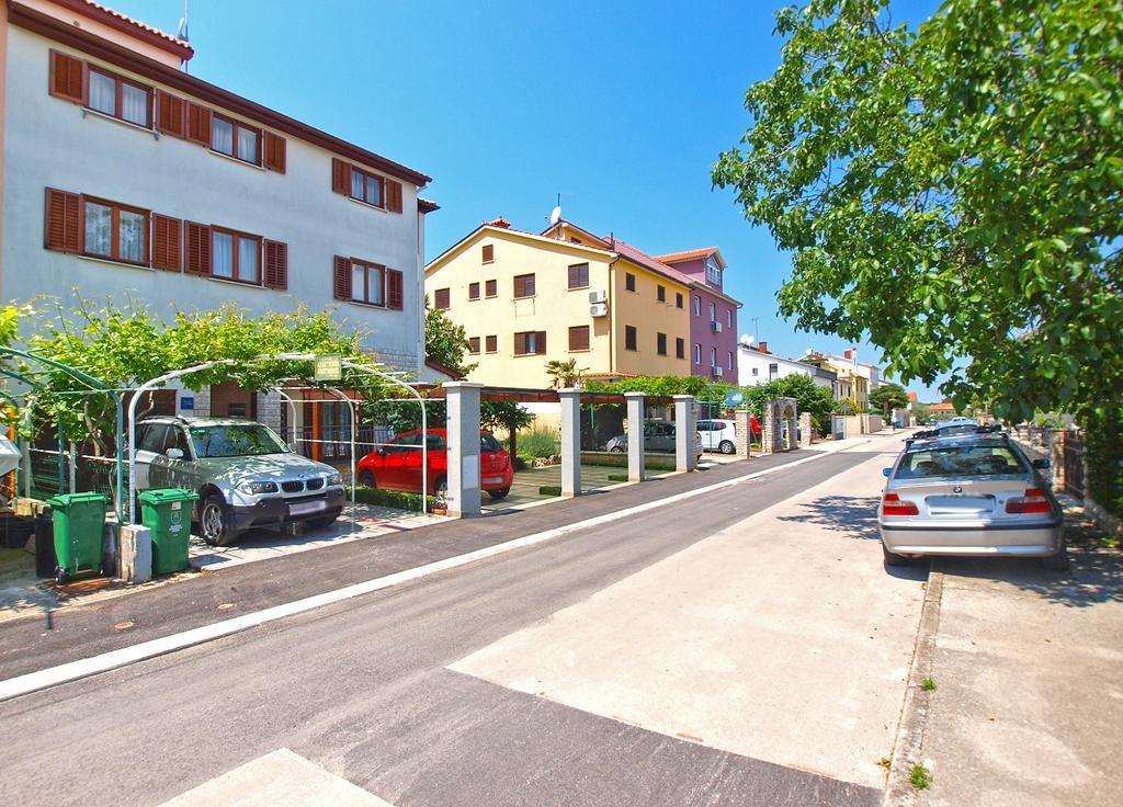 Apartments Mira 1293 Фажана Экстерьер фото
