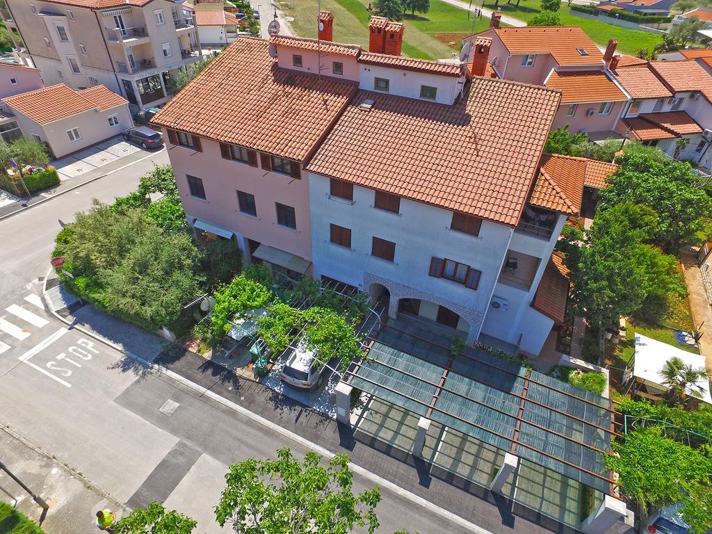 Apartments Mira 1293 Фажана Экстерьер фото