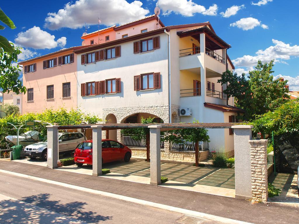 Apartments Mira 1293 Фажана Экстерьер фото