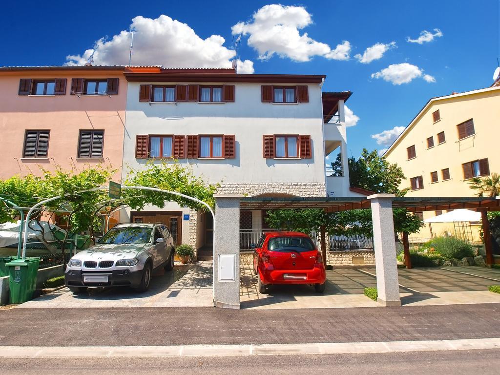 Apartments Mira 1293 Фажана Экстерьер фото