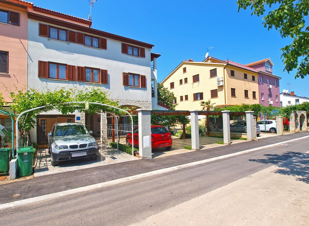 Apartments Mira 1293 Фажана Экстерьер фото